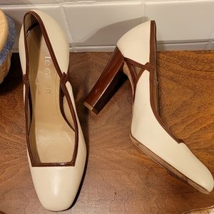 TE' CASAN Limited Edition Leather Heels EUC sz 38.5